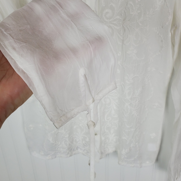 Johnny Was Embroidered White Blouse XS - Picture 10 of 10